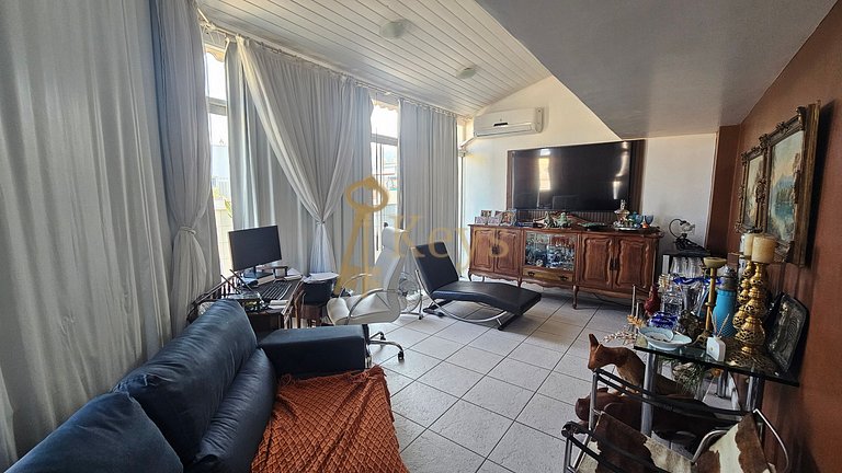 Piscina com Vista - Quarto em Cobertura Duplex