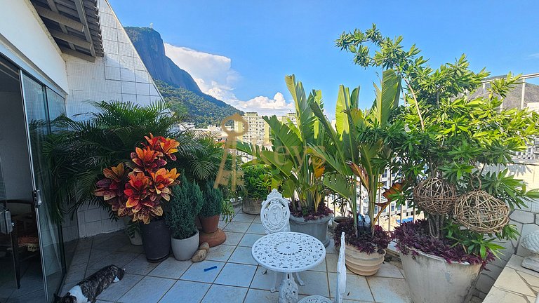 Piscina com Vista - Quarto em Cobertura Duplex