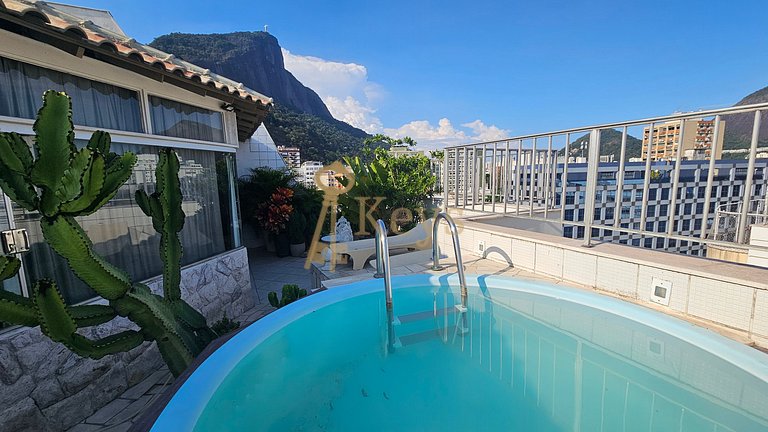 Piscina com Vista - Quarto em Cobertura Duplex