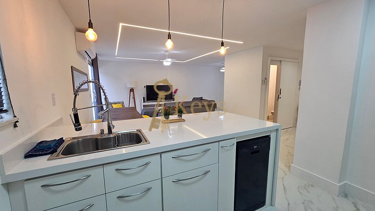 Penthouse Paradise | Terrace with View