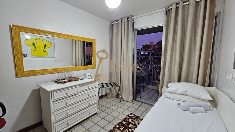 Piscina com Vista - Quarto em Cobertura Duplex