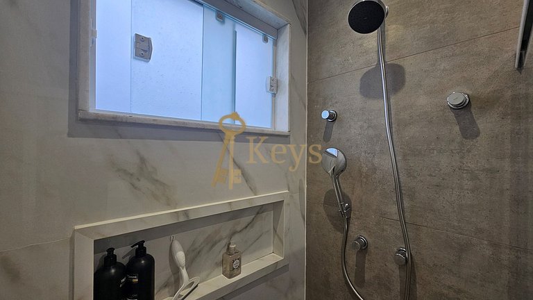 Loft Estiloso com Varanda | Copacabana