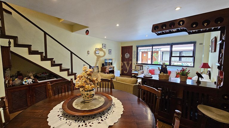 Retiro dos Sonhos – Piscina, Jacuzzi e Sauna na Montanha