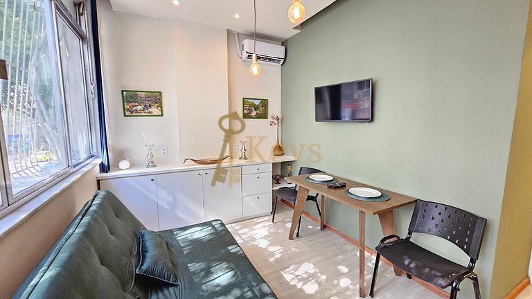 Studio w/ AC | 5 min to Copacabana Beach