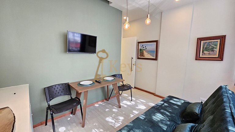 Studio Green w/ AC | 5 min to Copacabana Beach