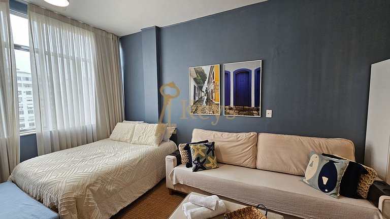 Studio w/ AC | Blue & Quiet 5 min Beach