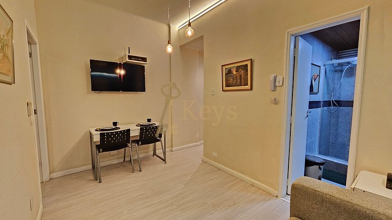 Studio Blue Copacabana w/ AC | 5 min to Beach