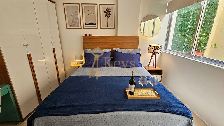 Studio w/ AC | Bossa Chic 5 min to Beach