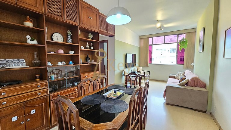 Prime Location! 3 Bedroom Flat by Copacabana Beach