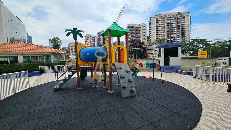 Barra Premium 2 Bedrooms with Pool and Balcony