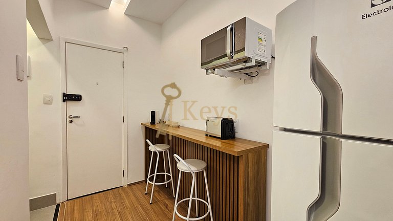 Beach Breeze Studio 5 Mins from Copacabana Beach