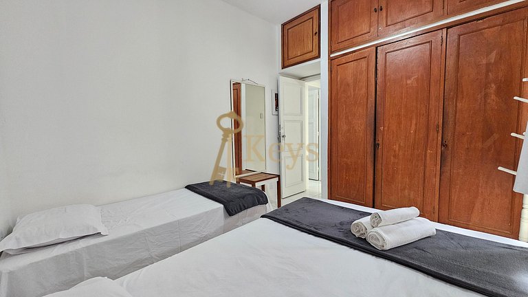 Ipanema Comfort 2 BR 5 mins From Beach