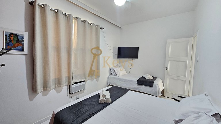 Ipanema Comfort 2 BR 5 mins From Beach