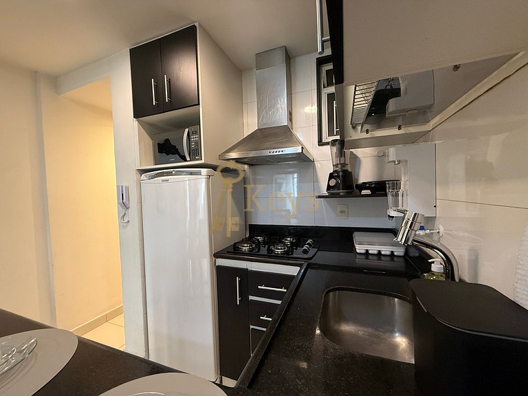 Modern Studio w/ AC | 5 min to Copa Beach