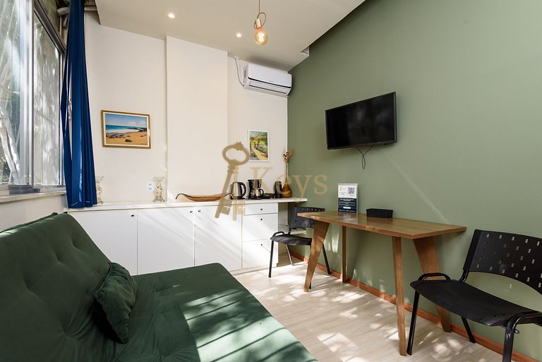 Studio Verde Copacabana c/ Ar | 5 min Praia
