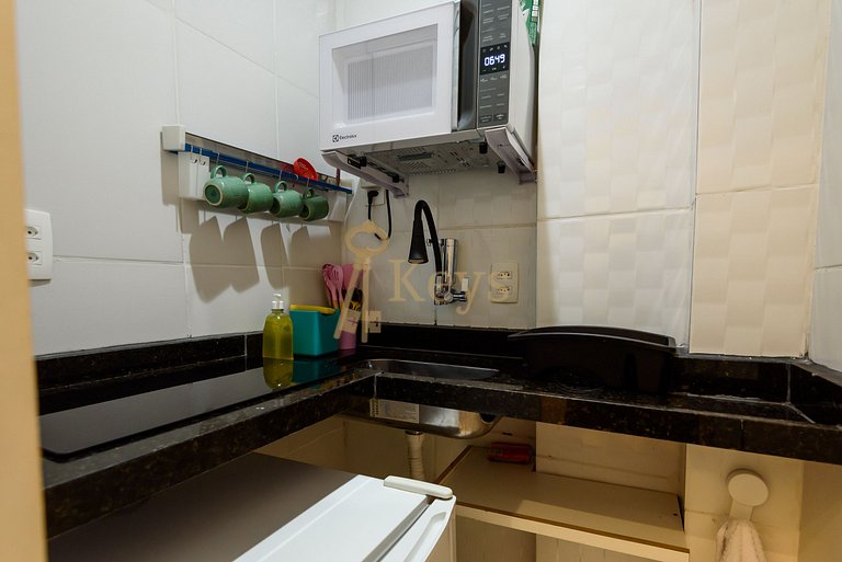 Studio Green Copacabana w/ AC | 5 min to Beach