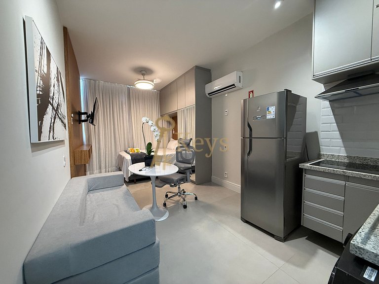 Studio Elegance Downtown Rio with Air Conditioning