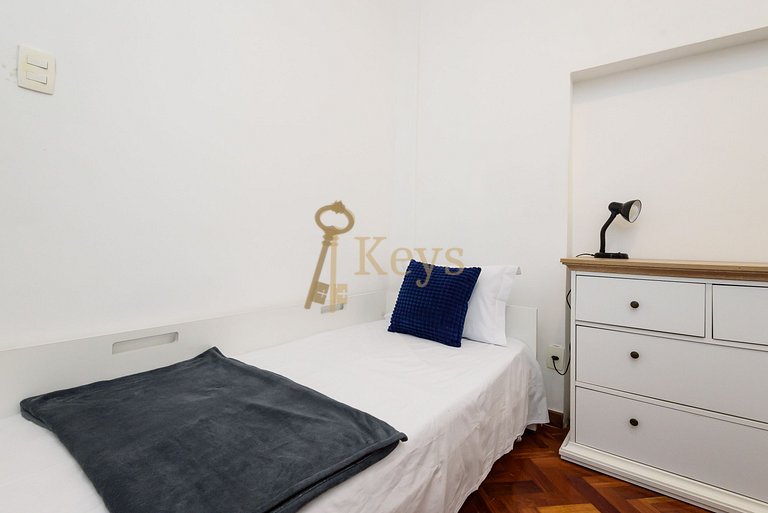 Modern & Quiet 2BR | 5 min from Leblon Beach