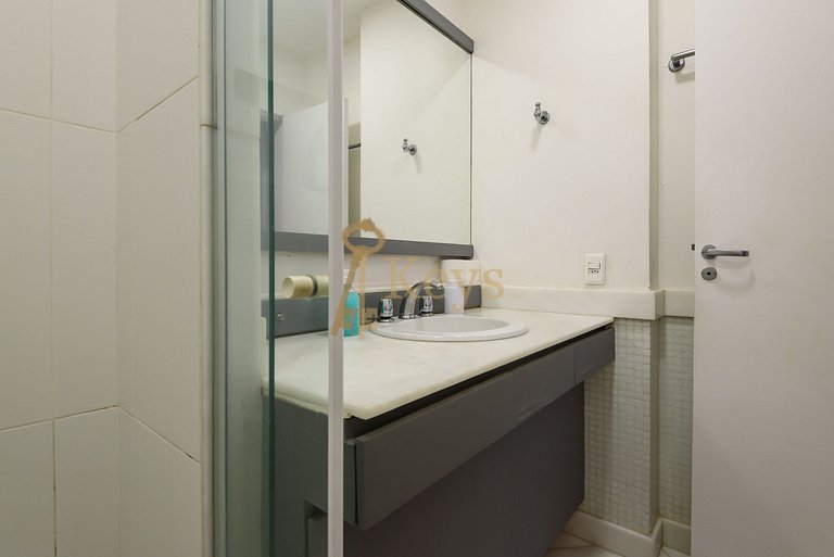 Ipanema 3BR w/ AC | Spacious & Modern