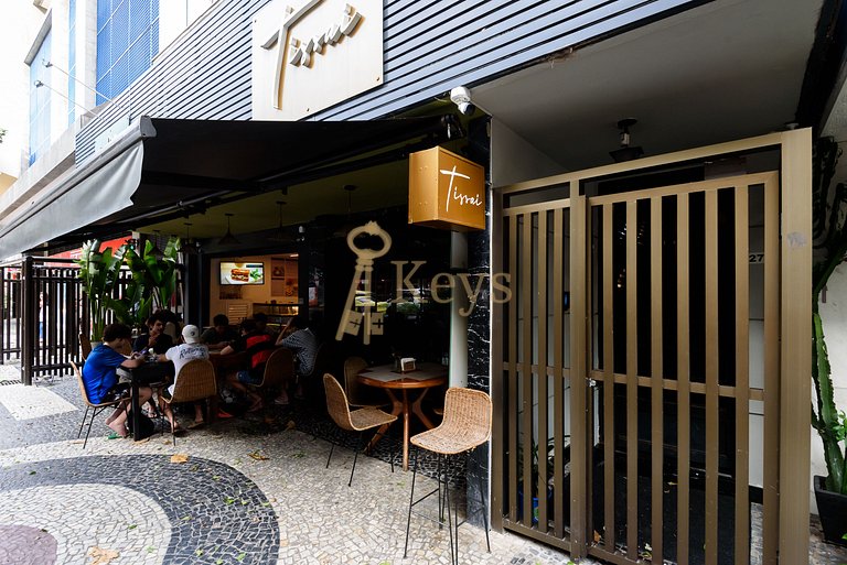 Leblon Premium | 2BR, Balcony, 5min to the Beach