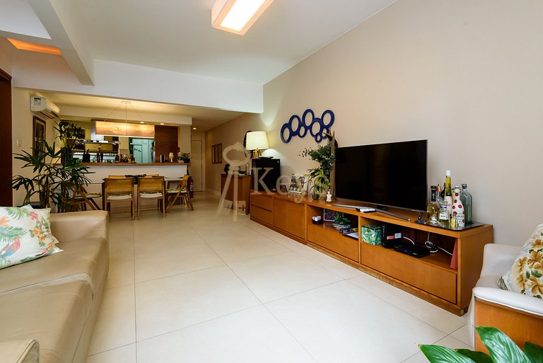 Leblon Premium | 2Q, Varanda, c/ AC, 5min Praia