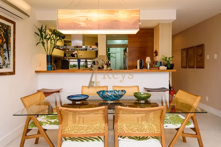 Leblon Premium | 2Q, Varanda, c/ AC, 5min Praia
