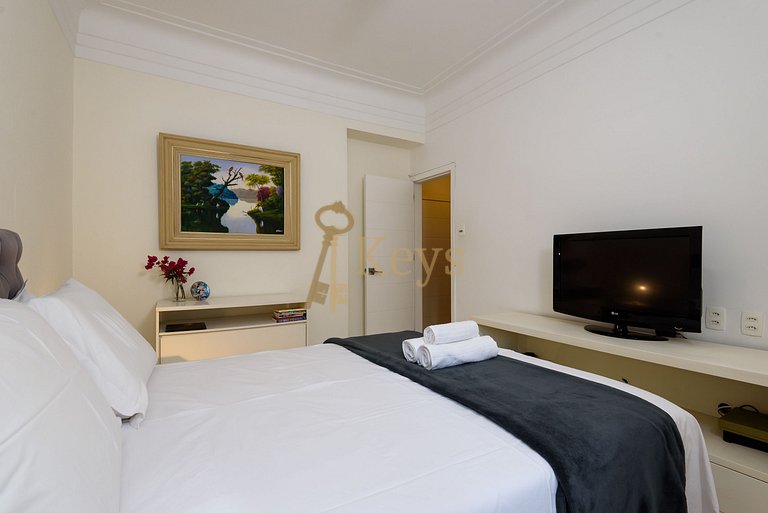 Leblon Premium | 2Q, Varanda, c/ AC, 5min Praia