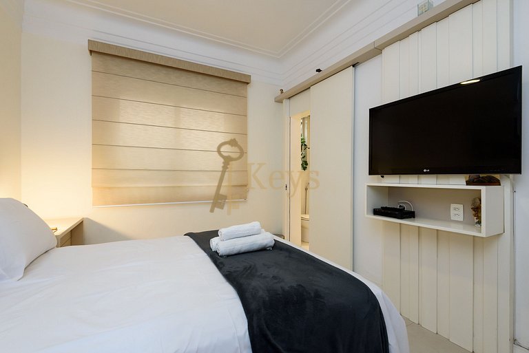 Leblon Premium | 2BR, Balcony, 5min to the Beach