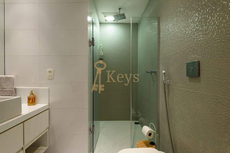 Leblon Premium | 2Q, Varanda, c/ AC, 5min Praia