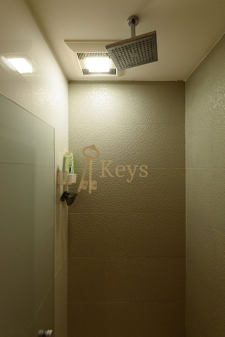 Leblon Premium | 2BR, Balcony, 5min to the Beach
