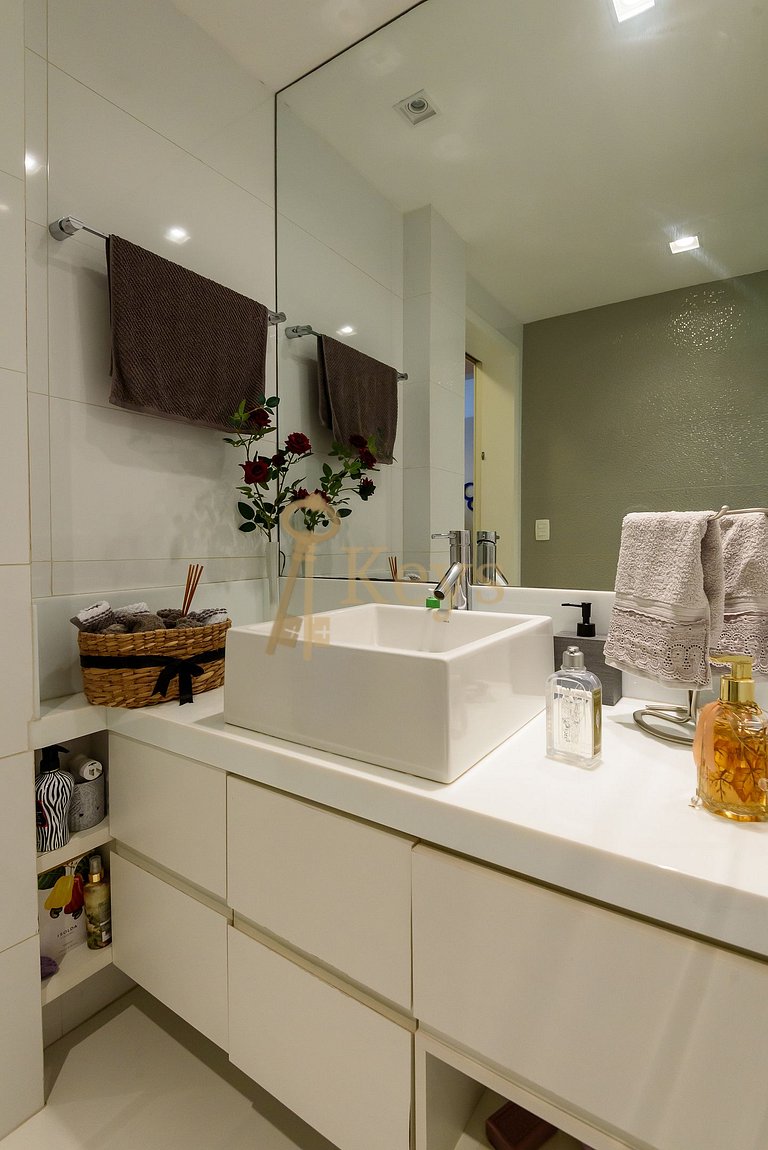 Leblon Premium | 2Hab, Balcón, AC, 5min Playa