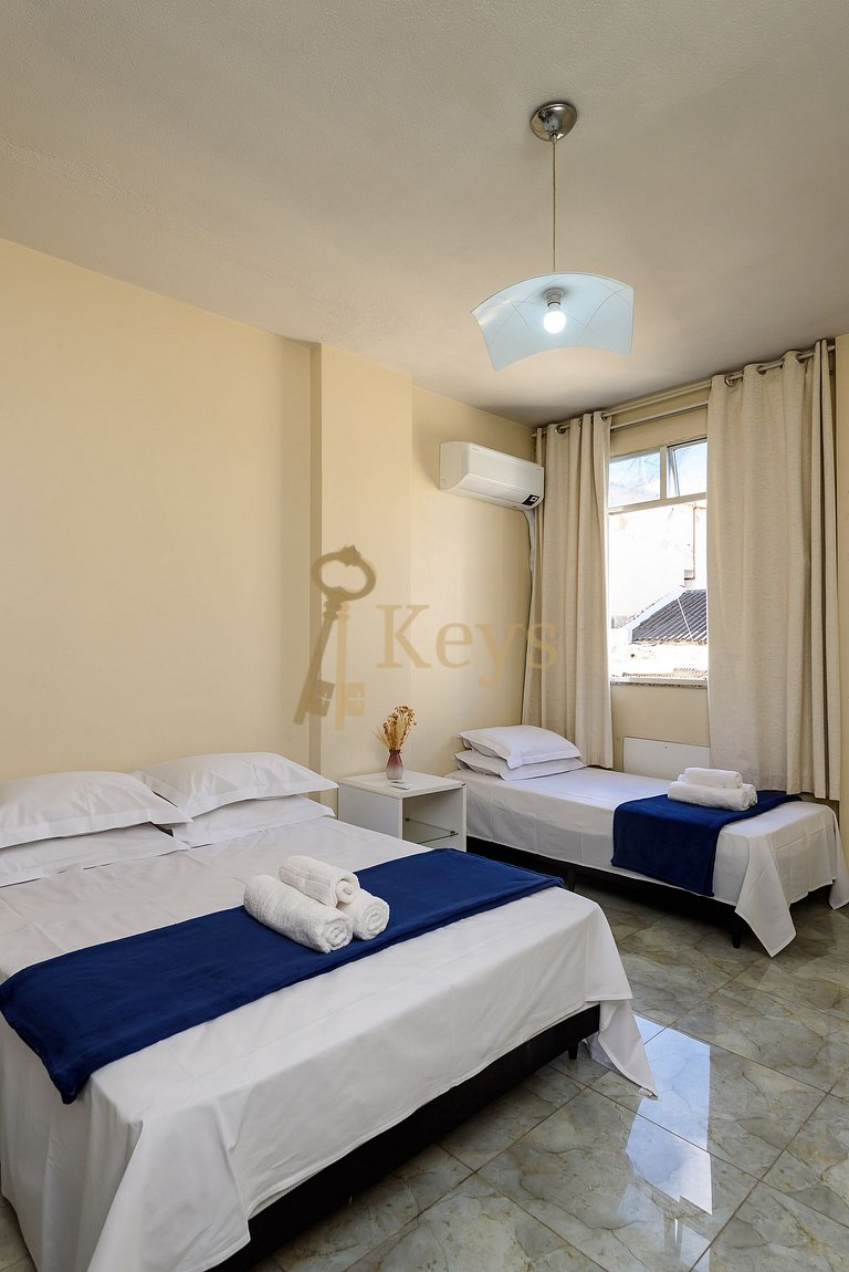 Modern & Spacious 2 BDR | 5 Mins Copacabana Beach
