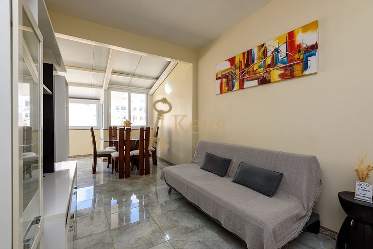 Modern & Spacious 2 BDR | 5 Mins Copacabana Beach
