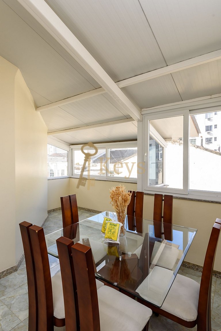 Moderno e Amplo 2 Quartos | 5 Min Praia Copacabana