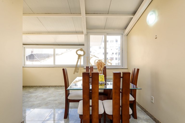 Moderno e Amplo 2 Quartos | 5 Min Praia Copacabana