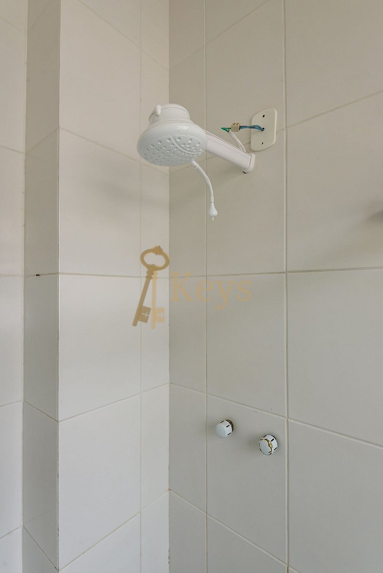 Cozy Studio | One Block from Copacabana Beach