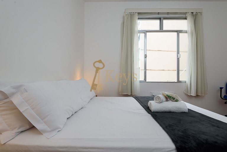 Modern & Quiet Copacabana | 5 Mins from the Beach
