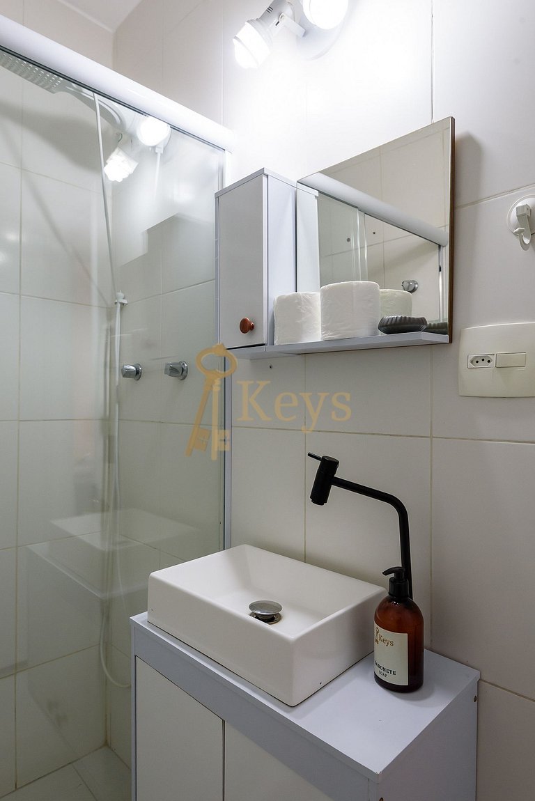 Modern & Quiet Copacabana | 5 Mins from the Beach