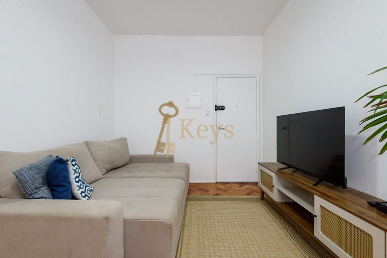Modern & Quiet Copacabana | 5 Mins from the Beach