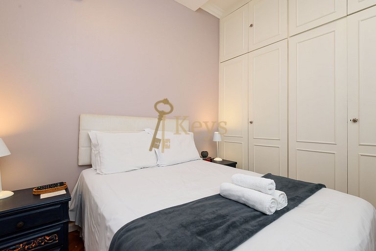 Copacabana 2BR One Block from the Beach