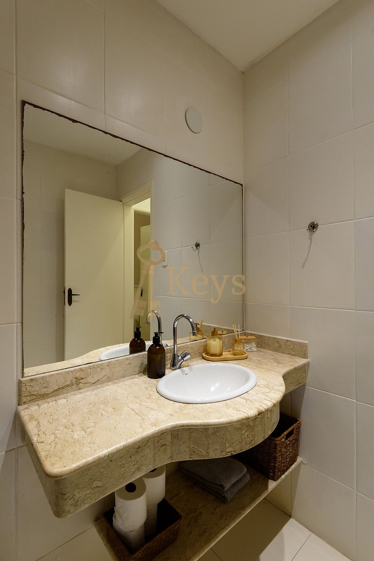 Copacabana 2BR One Block from the Beach