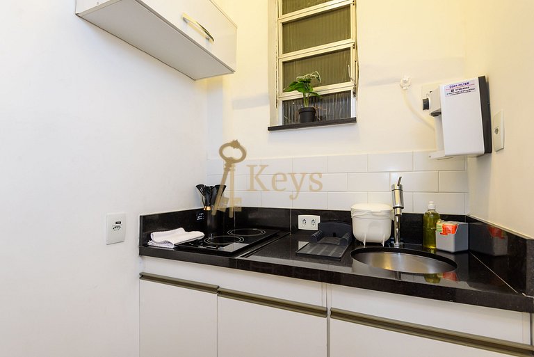 Studio Brisa Copacabana 10 min from the Beach