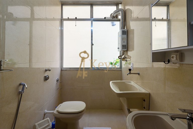 Estudio en Copacabana a una cuadra de la playa