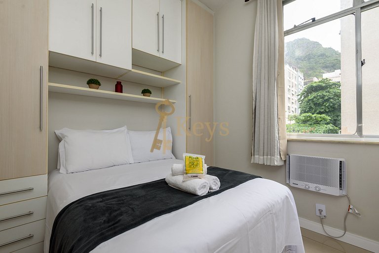 Studio Brisa de Copacabana 10 mins from the Beach