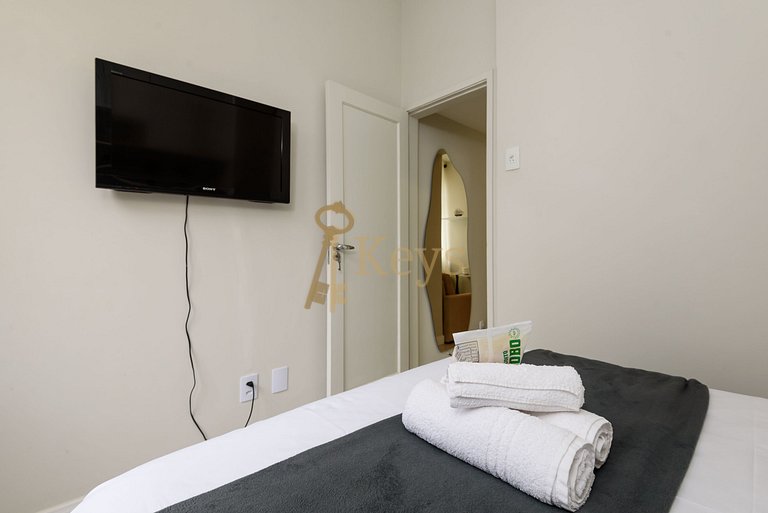 Studio Brisa de Copacabana 10 mins from the Beach